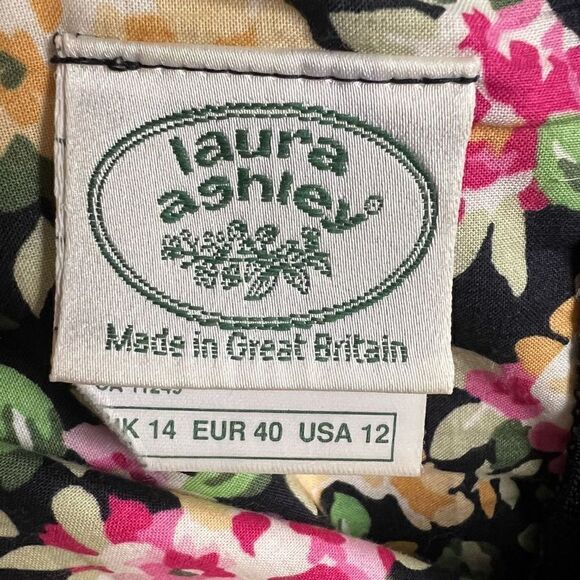 Vintage Laura Ashley Floral Print Tiered Cotton Short Skirt Cottagecore 12 - Picture 2 of 9